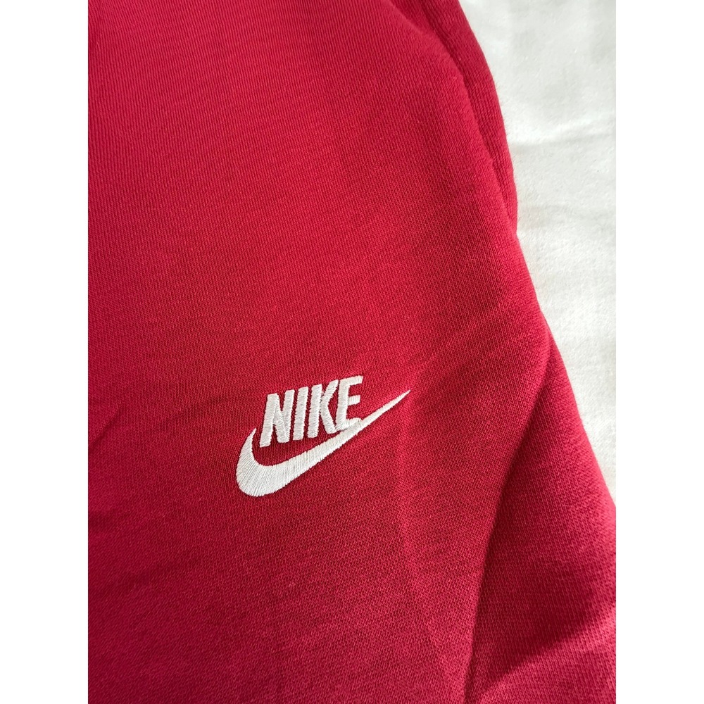Nike Sportswear Club Fleece Shorts Mens Medium Red BV2671-890 NWOT - Picture 2 of 10